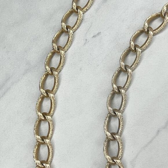 Gold Tone Chain Belt Textured Tassel Charm Boho Small (S) ✨ - Picture 3 of 10